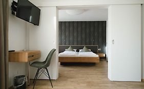 Feelfalt Hotel